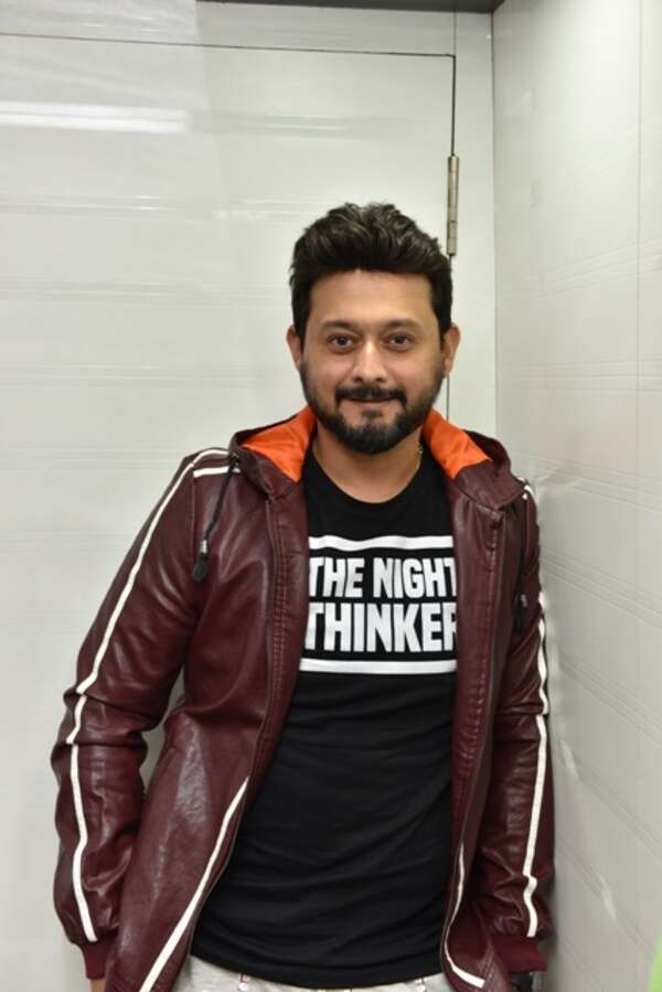 Swwapnil feels comfortable in women’s clothes