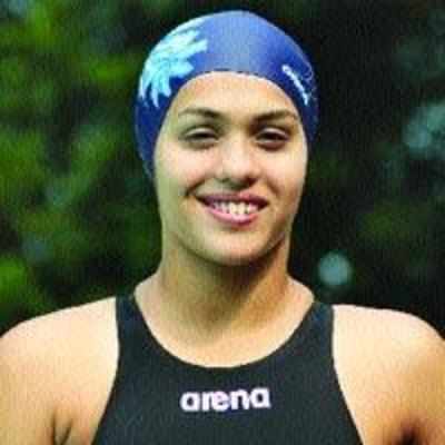City girl gets the best swimmer's crown at inter-univeristy meet