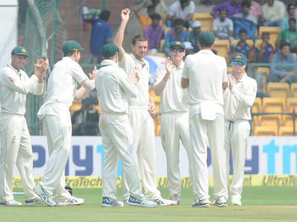 Australian cricket team takes leaf out of Indian football