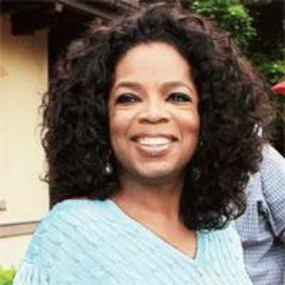 Oprah tipped to host Oscars