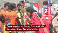 Devotees perform Ganesh Visarjan at Mumbai’s Juhu beach 