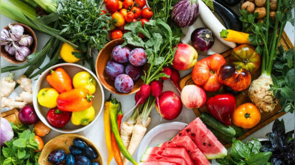 5 foods that are rich in flavonoids and will help you age better and healthier, according to experts