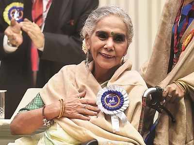 Surekha Sikri discharged from hospital, complete recovery to take more time