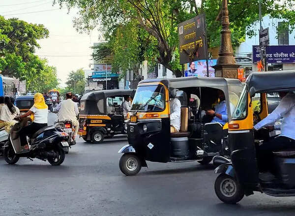 Rash driving by auto drivers a major concern for commuters