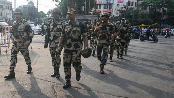 Bulldozer protest meet turns violent in Kolkata: 10 cops injured, 21 held