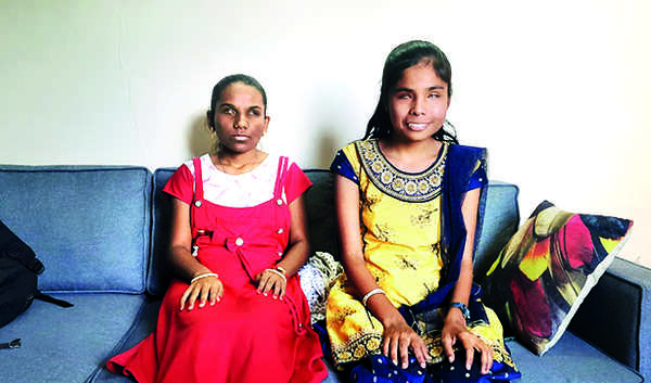 2 visually challenged girls set to rock airwaves as RJs
