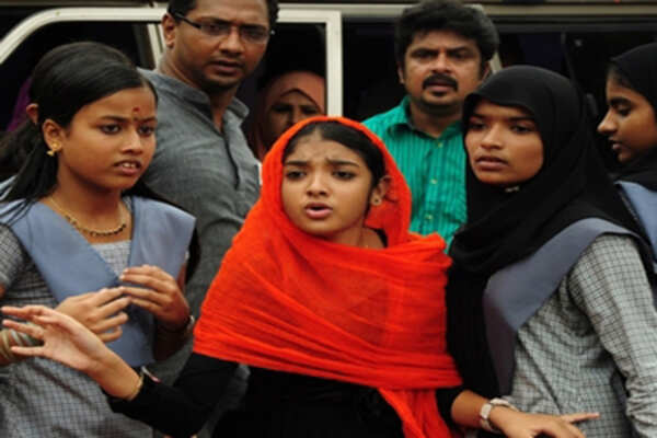 'Oomakuyil Padumbol' to convey a social message