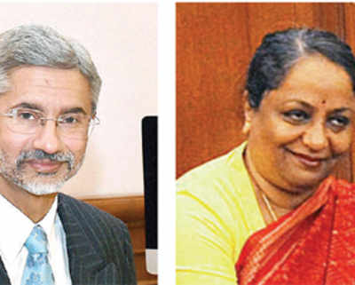 Political storm over foreign secy’s post