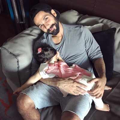 Shahid Kapoor's adorable picture with Misha!