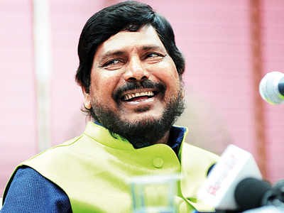 After PM Modi and CM Fadnavis, RPI leader Ramdas Athawale in high demand to campaigning for NDA candidates