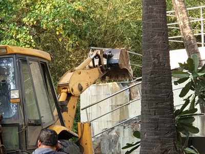 Govt demolishes Nirav Modi's Alibaug bungalow
