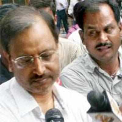 CBI grills scamster Raju for three hours