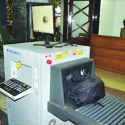 Top cop's office gets a bag scanning machine