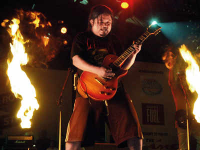 Parikrama guitarist dies at 48