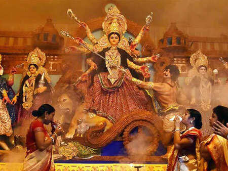 Maa Kalratri Puja Mantra: Know its benefits