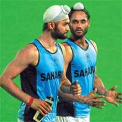 Late goals help India overpower SA in Champions Challenge
