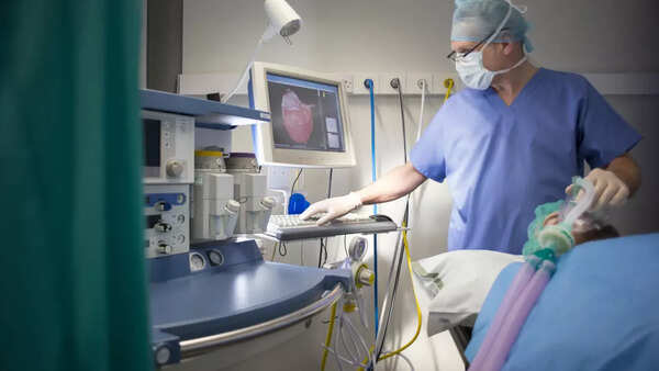 Can an old pacemaker stay inside the heart? Cardiologist explain the hidden risks and medical decisions