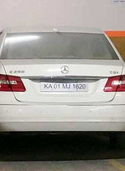 A loan defaulter and a Merc: Mirror finds the missing link