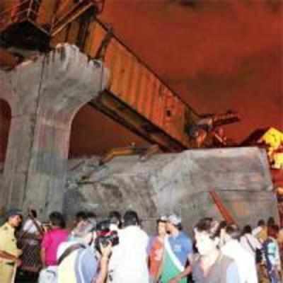 840 tonnes of concrete falls off east freeway