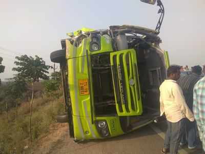 11 killed in multi-vehicle collision in Telangana