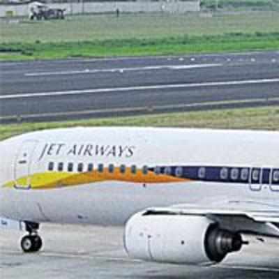 DGCA cracks whip on Jet pilot who '˜violated flight safety norms'