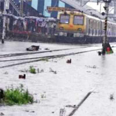 CR trains delayed by an hour as heavy rains drown Kalyan