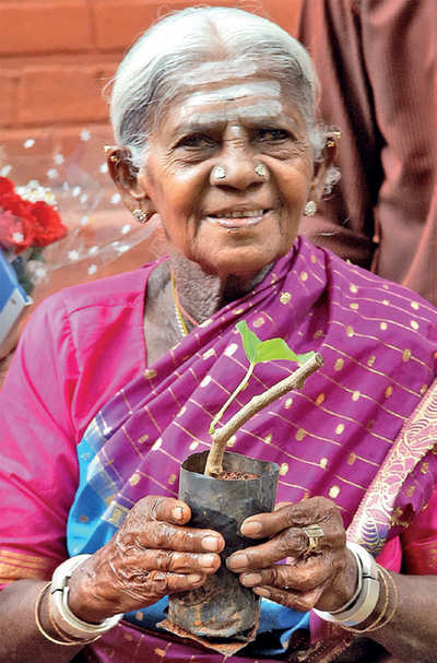 Thimmakka seeks CM’s time to return his cheque