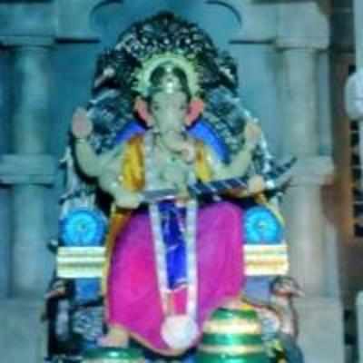 Sai Nagar Sarvajanik Ganesh Utsav Mandal's Ganpati idol