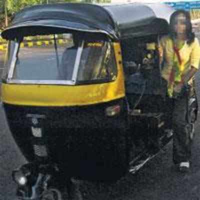 Auto-driver and prostitute hunted together at Juhu