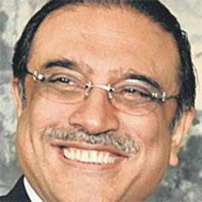 Obama phones Pak's Zardari to discuss terror