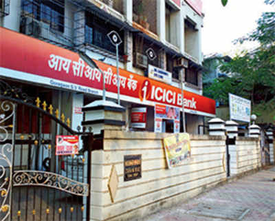 Rs 5.16 lakh swindled in ATM fraud in Goregaon