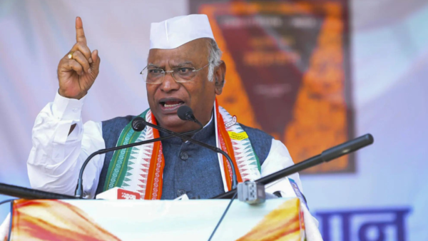Mallikarjun Kharge: Latest News, Videos and Photos of Mallikarjun Kharge |  Times of India