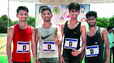 Guntur men’s relay team wins gold in CM Cup