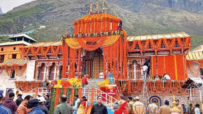 Telugu pilgrims returning from Char Dham cough up double air fare to return