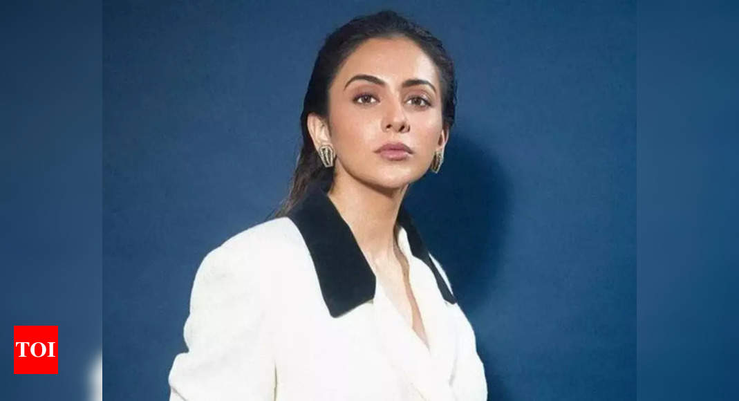 Rakul Preet Singh Bathroom Sex - Rakul Preet Singh: An actor's ability to pull the audience to theatre  should decide pay, not gender | Hindi Movie News - Times of India