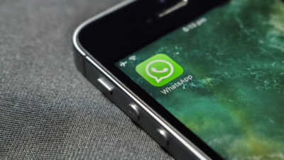 How to Send GIFs in WhatsApp on iPhone