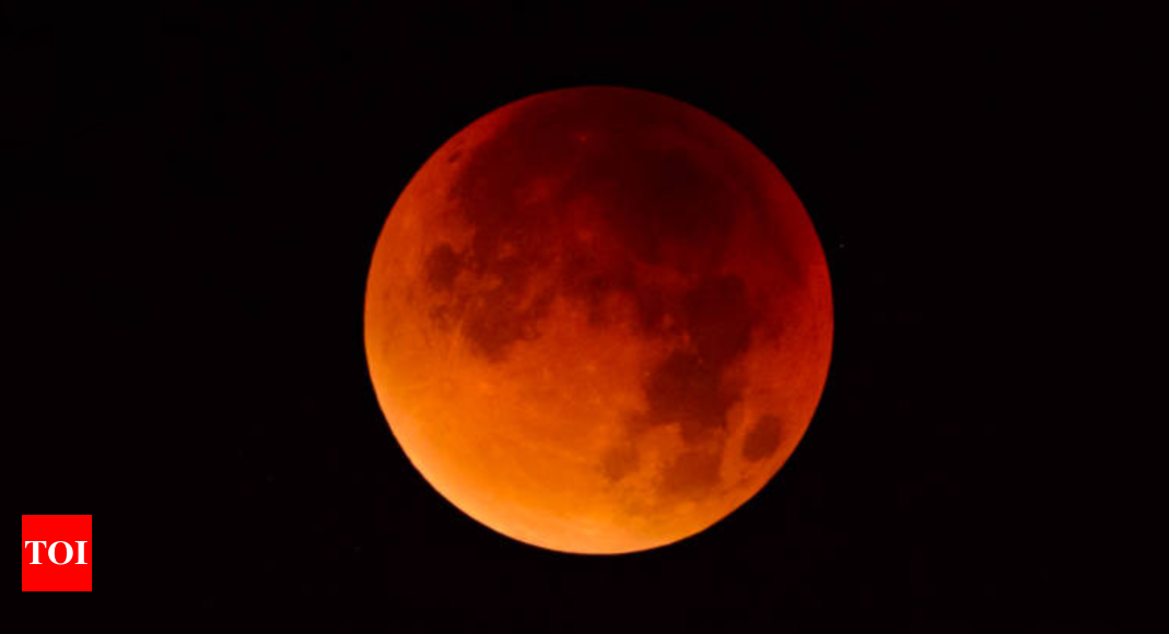 Lunar Eclipse 2023 Effects of Chandra Grahan on your health, myths