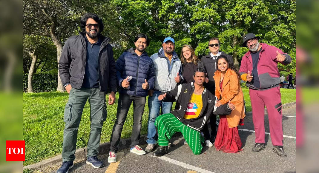 Kairee Siddharth Jadhav Sayali Sanjeev And Subodh Bhave Wrap Up