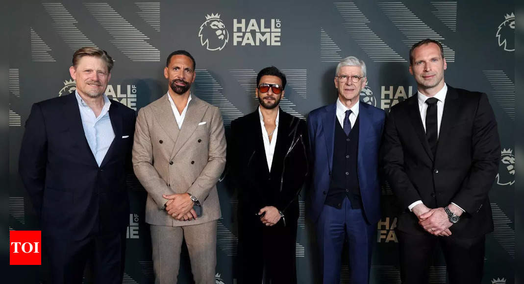 Ranveer Singh Soaks In Premier League Action As A Football Fanboy Meeting  Legends Of The Game In The UK: It Has Been A Remarkable Experience