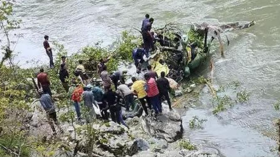 Army grounds ALH Dhruv chopper fleet after J-K crash