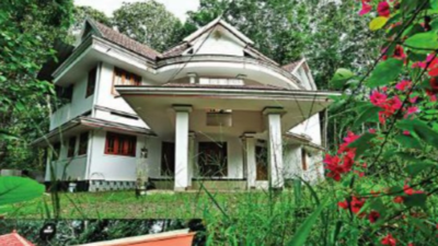 In Kerala, a glut of empty NRI mansions as whole families settle abroad
