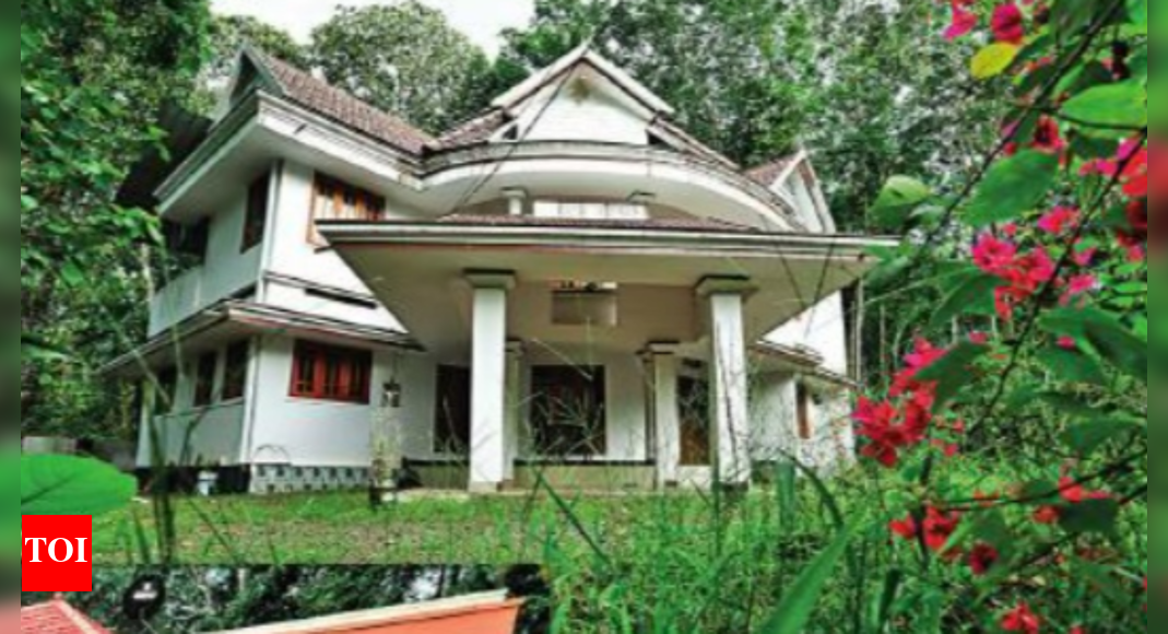 Nri: In Kerala, a glut of empty NRI mansions as whole families settle ...