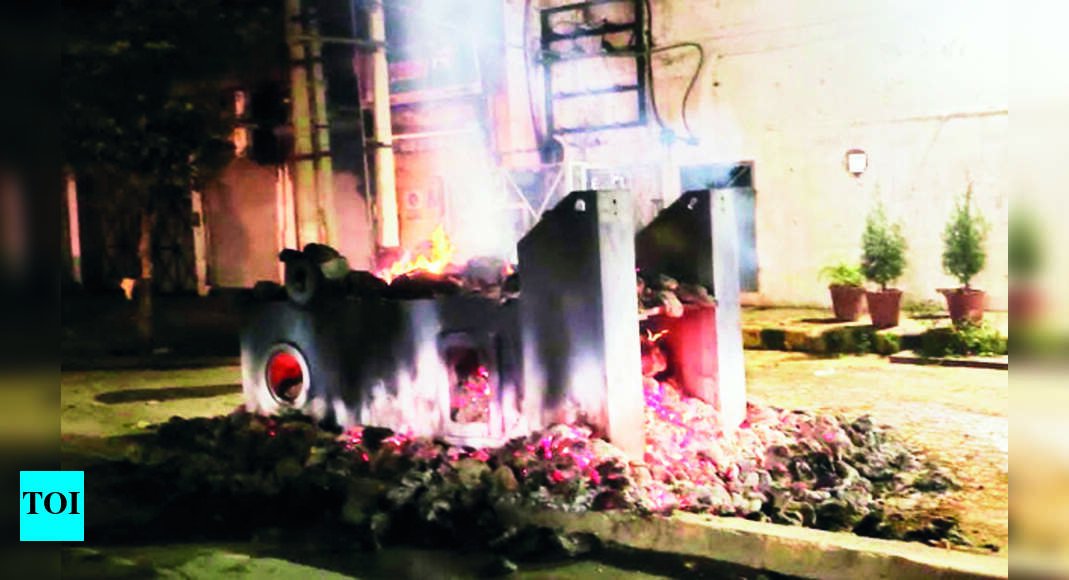 Industrial Area B Factory Burns Machine In Open; Plaint Filed