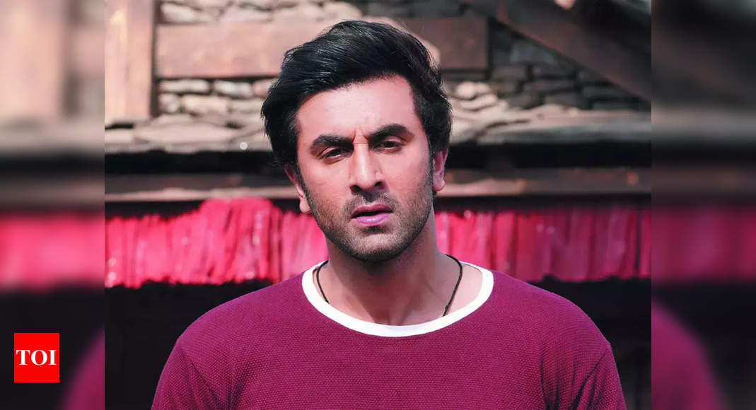 Ranbir Kapoor reveals what’s wrong with Bollywood, admits new people aren’t getting opportunities | Hindi Movie News