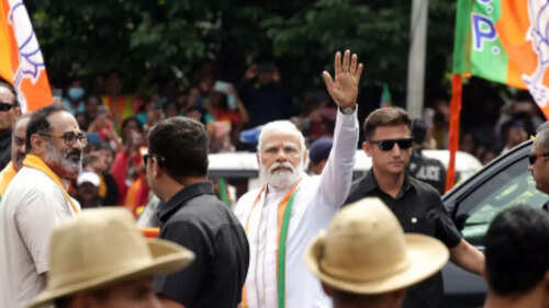 Congress inflating balloons of lies, but won't get any benefit: PM Modi in Karnataka