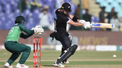 5th ODI: Young and Latham guide New Zealand to 299 all out
