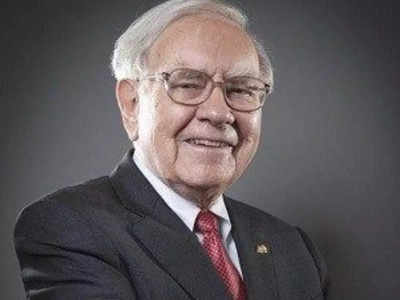 Warren Buffett faults handling of US bank failures