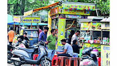 Thriving street food vends tickle tastebuds at affordable price