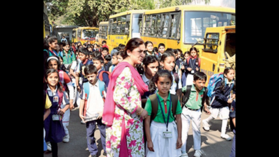 Madhya Pradesh: Fed up of no checks on school bus fees, parents resort to protest