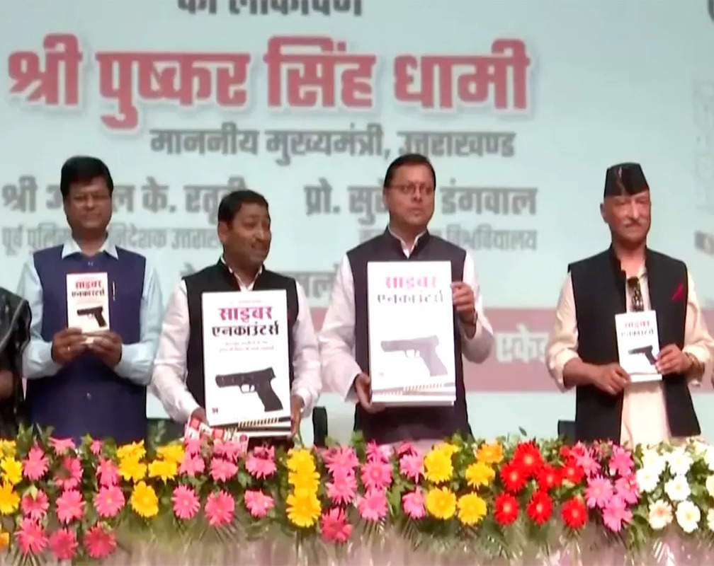 
Hindi version of Uttarakhand DGP Ashok Kumar's book 'Cyber Encounters' releases
